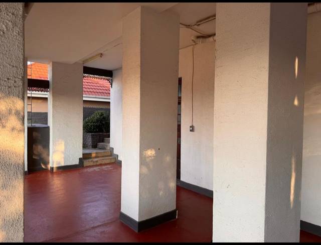 3 BEDROOM PROPERTY TO RENT IN KENSINGTON